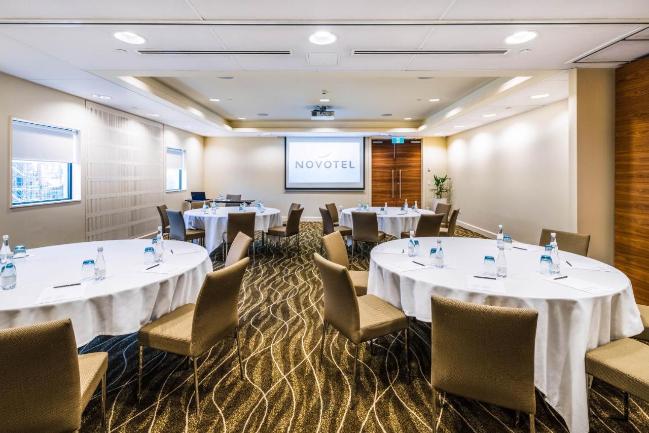 Novotel Christchurch Cathedral Square Bagian luar foto
